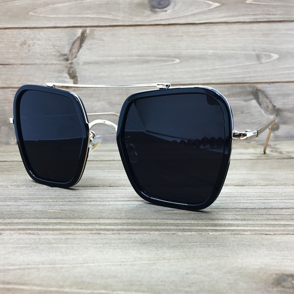 O2 Eyewear 92001 Rectangular Sunglasses(BK) - Picture 2 of 8